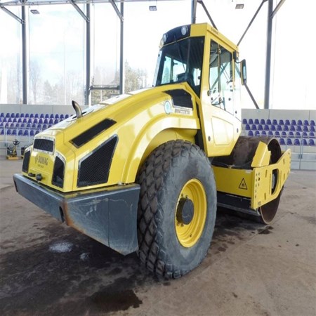 BOMAG – 2016 – 213 D-4i Used Compactor for Sale