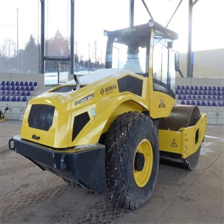 BOMAG – 2017 - BW 213 DH-5 Used Compactor for Sale