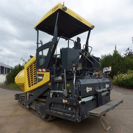 BOMAG – 2014 – BF 600 C-2 S500 Used Paver for Sale