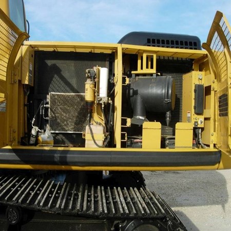 Caterpillar – 2005 – 330CL Used Crawler Excavator for Sale