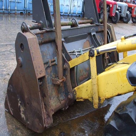 Used 2014 NEW HOLLAND LB110 Backhoe Loader for Sale