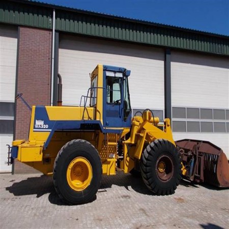 Komatsu – WA320-1 Used Wheel Loader for Sale