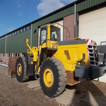 Komatsu – WA470-3 Used Wheel Loader for Sale