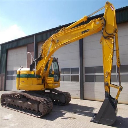 Kobelco 2002 SK235SRlc Used Crawler Excavator for Sale