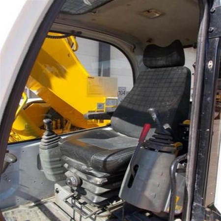 Kobelco 2002 SK235SRlc Used Crawler Excavator for Sale