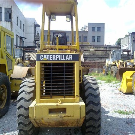 Caterpillar 910E wheel loader