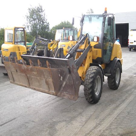 2006 Volvo L25B