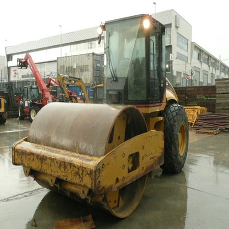 2006 Caterpillar CS-563E - SMOOTH DRUM VIBRATORY USED COMPACTOR for Sale