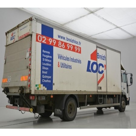 Volvo – 2002 – FL6-180 Used Truck for Sale