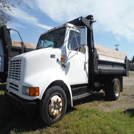 Used Low-Pro Dump Truck– International for Sale