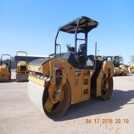 Caterpillar – CB54B Used Asphalt Compactor for Sale