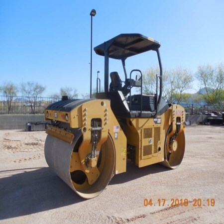 Caterpillar – CB54B Used Asphalt Compactor for Sale