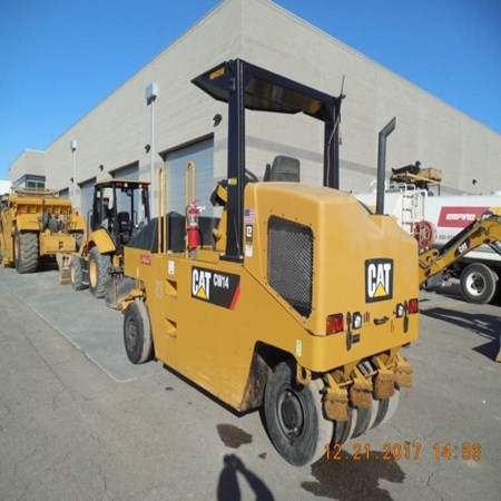 Caterpillar – 2015 – CW14 Used Pneumatic Compactor for Sale