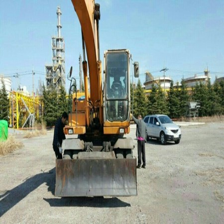 SAMSUNG – MX175W Used Wheel Excavator for Sale