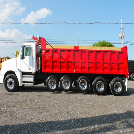 Used FREIGHTLINER COLUMBIA 5 Axle Steel Dump Truck for Sale