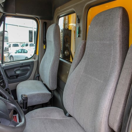 Used FREIGHTLINER CASCADIA Quad Axle Steel Dump Truck for Sale