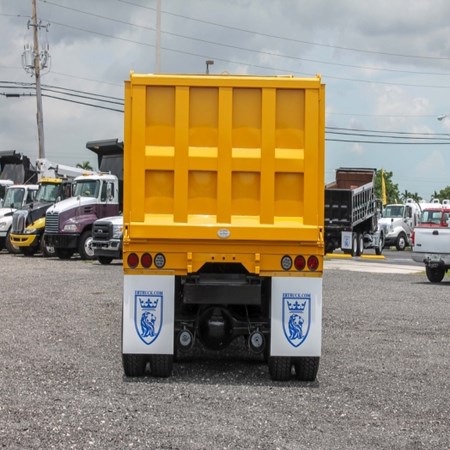 Used FREIGHTLINER CASCADIA Quad Axle Steel Dump Truck for Sale