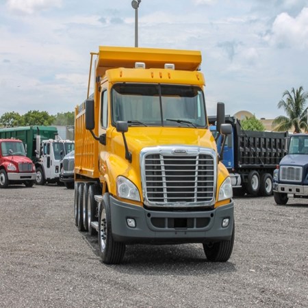 Used FREIGHTLINER CASCADIA Quad Axle Steel Dump Truck for Sale