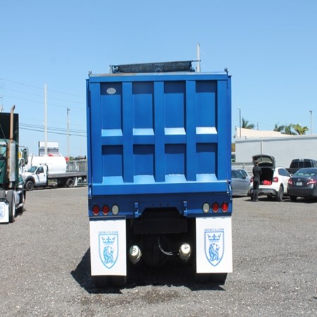 Used FREIGHTLINER COLUMBIA T/A Steel Dump Truck for sale