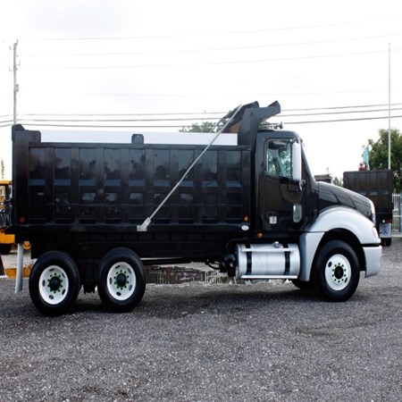 Used FREIGHTLINER Columbia 120 T/A Steel Dump Truck for sale