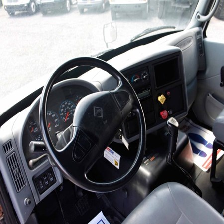 Used INTERNATIONAL 8600 T/A Steel Dump Truck for sale