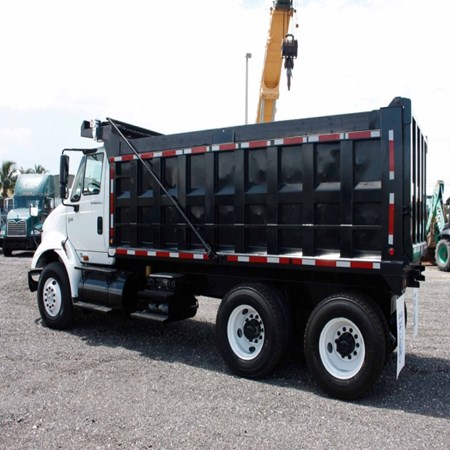 Used INTERNATIONAL 8600 T/A Steel Dump Truck for sale