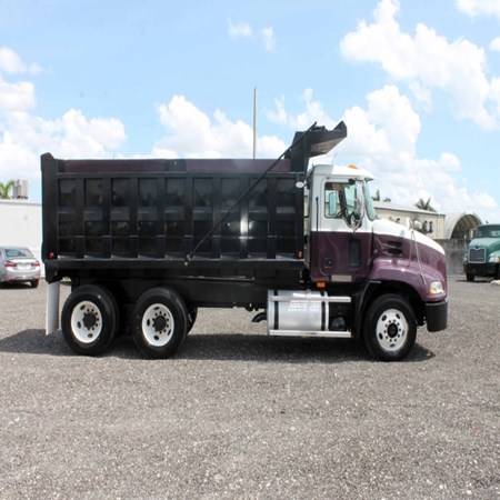 Used MACK CXN600 T/A Steel Dump Truck for sale