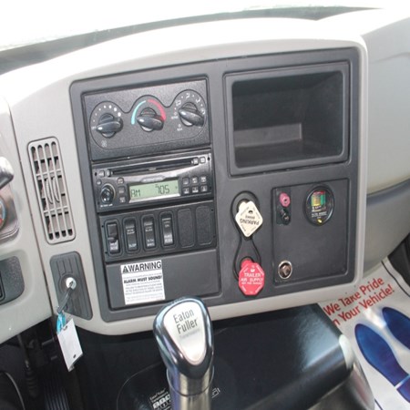 Used INTERNATIONAL 8600 Tri-Axle Steel Dump Truck for sale