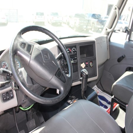 Used INTERNATIONAL 8600 Tri-Axle Steel Dump Truck for sale