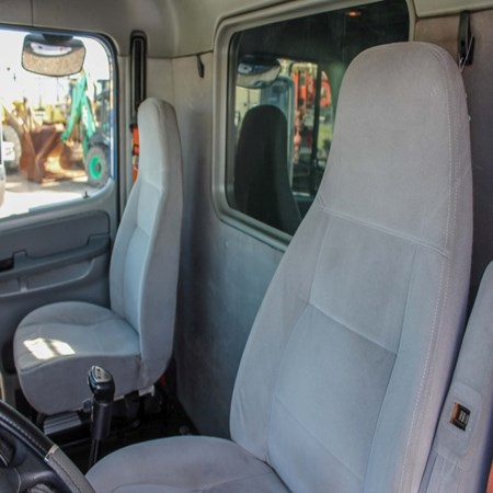 Used FREIGHTLINER COLUMBIA Tri-Axle Steel Dump Truck for sale