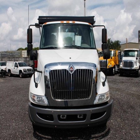 Used INTERNATIONAL 8600 Roll-Off Truck for sale