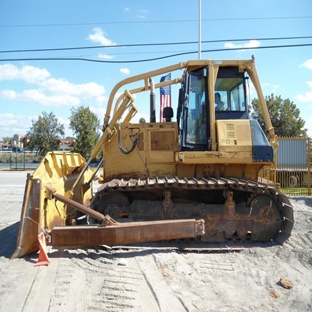 KOMATSU – 1999 – D85P Used Crawler Dozer for Sale