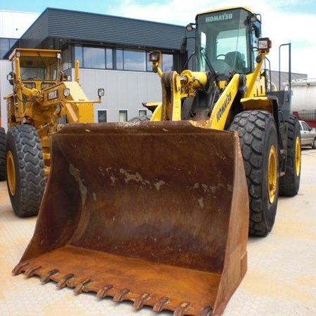 Used Komatsu WA470-5H Wheel Loader 2002