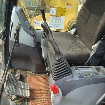 used komatsu excavator PC220-7
