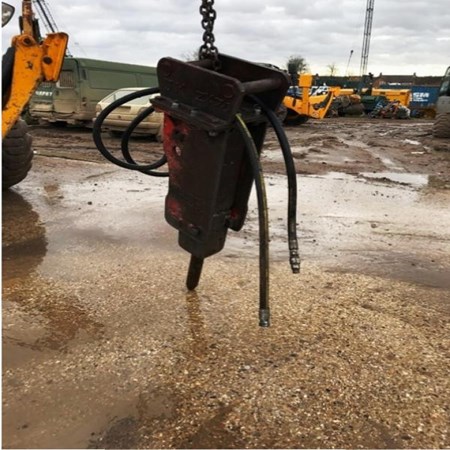 TAKEUCHI - TKB-301 Used Hydraulic Breaker for Sale