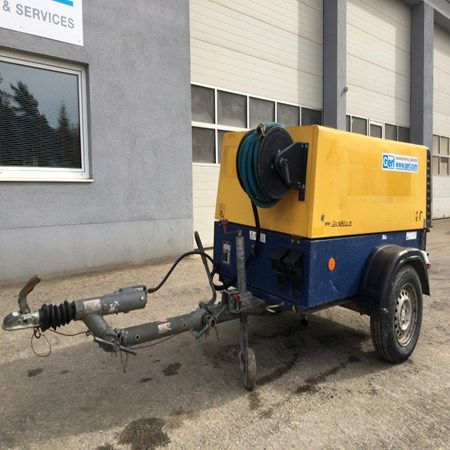 Good Condition Used Air Compressor COMPAIR C38G in year 2006 for Sale