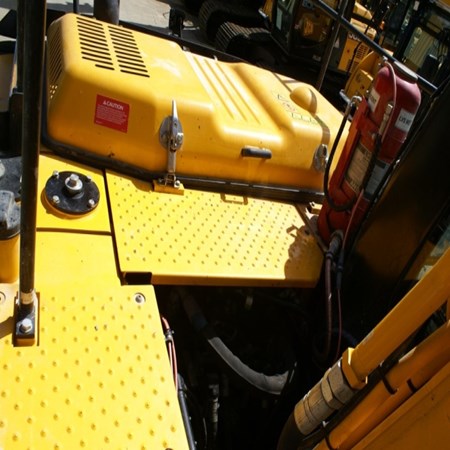 Used Crawler Excavator JS131 LC Plus – JCB for Sale