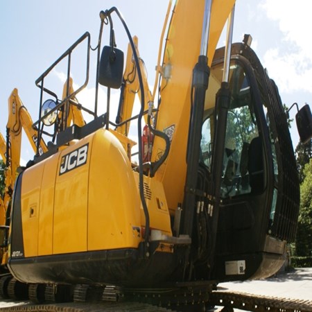 Used Crawler Excavator JS131 LC Plus – JCB for Sale
