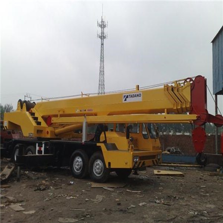 Tadano truck cranes 