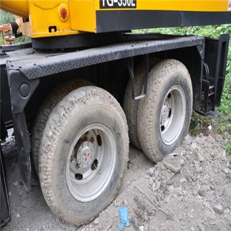 Kato truck crane 120TON 