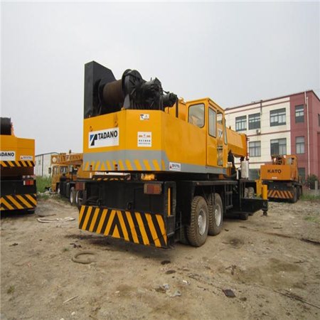 Used tadano truck crane 80ton 