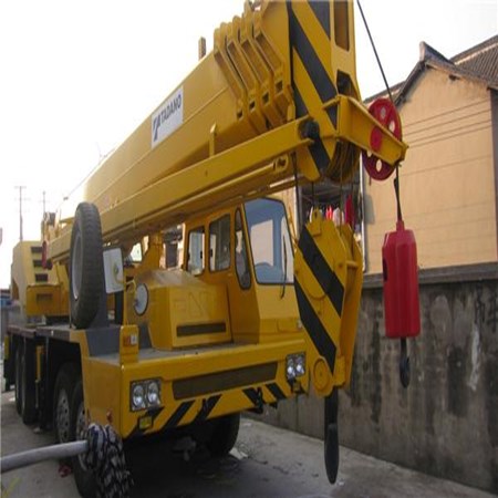 Used 2007 tadano crane 65ton for sale