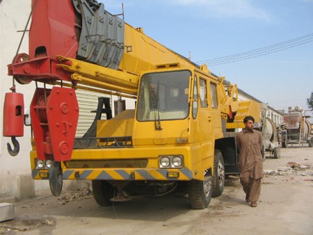 2nd hand original truck crane 55t