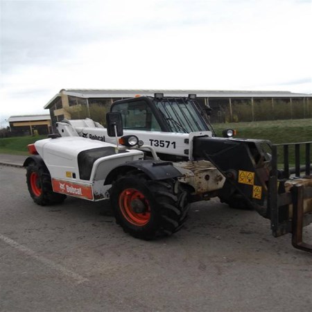 2009 Bobcat T3571