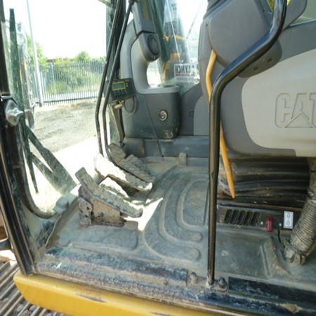 Caterpillar 319D Used Excavator for Sale