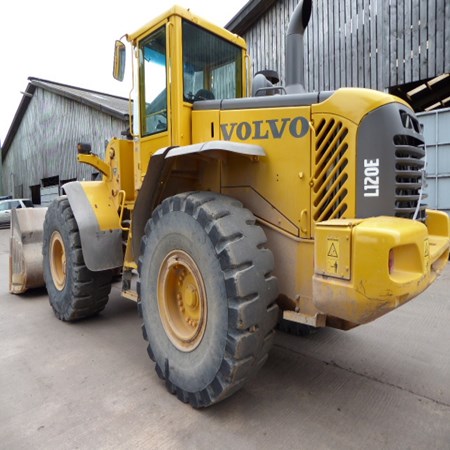 Volvo – Year 2002 – L120E Used Wheel Loader for Sale