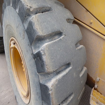 Volvo – Year 2002 – L120E Used Wheel Loader for Sale