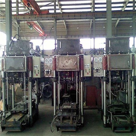 Concrete tile forming machine