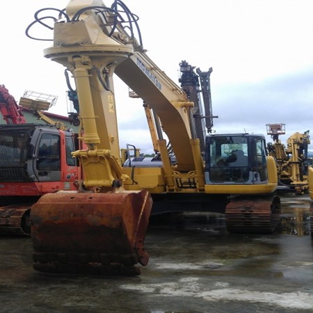 Used KOMATSU PC228US-3N0 Crawler Excavator for Sale