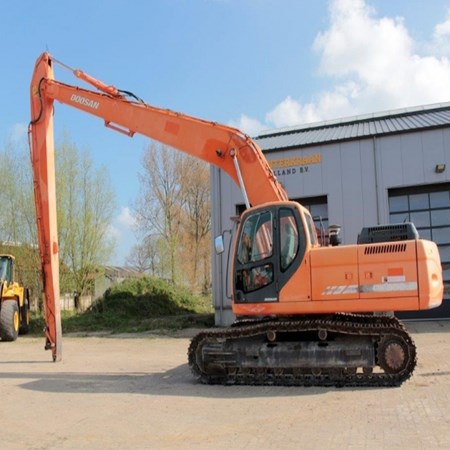 Used Doosan DX300 LC Crawler Excavator for sale